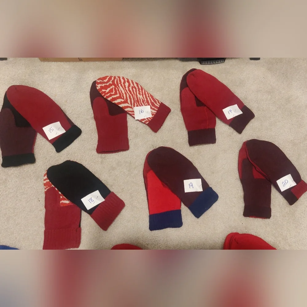 HandMade UpCycle Wool, Cashmere Blend Burgundy, Red Lightweight Warm Mittens.